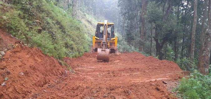 दसैँ लक्षित सडक मर्मत