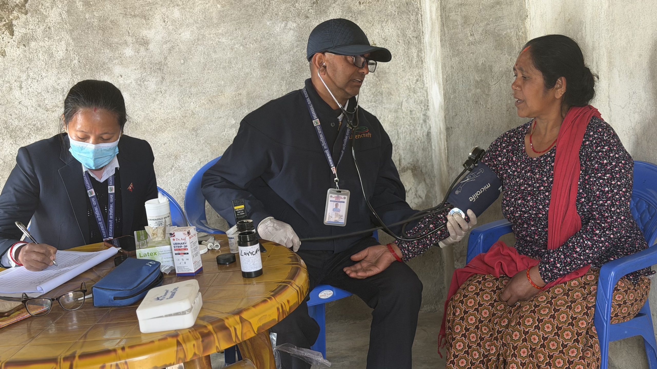 पाल्पामा नसर्ने रोगहरुको स्क्रिनिङ अभियान तीव्र