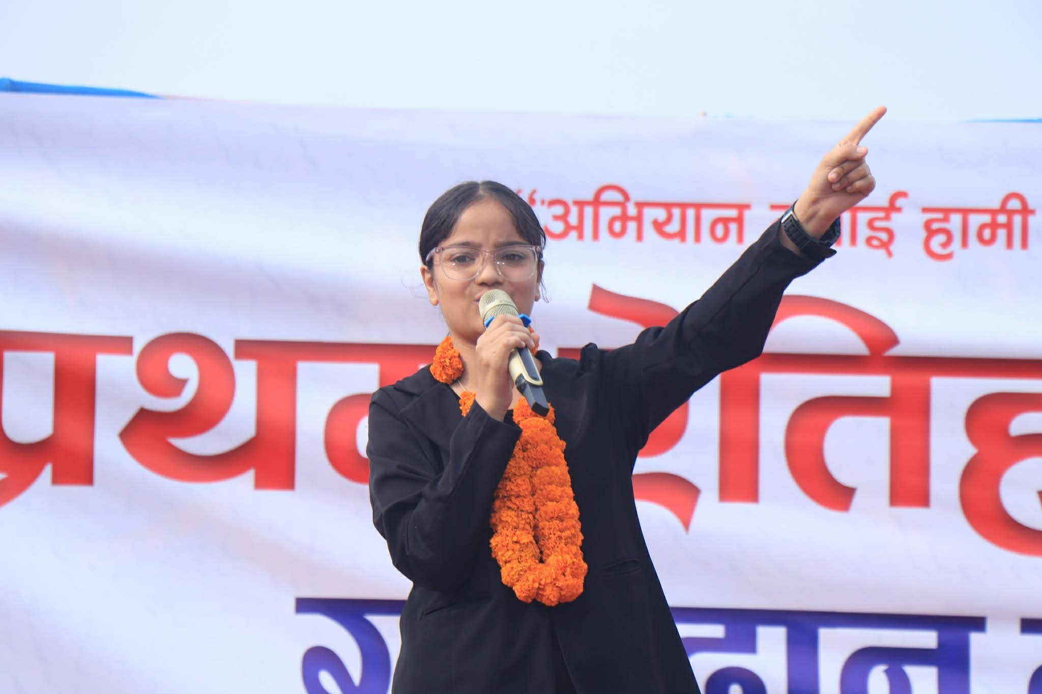 ओजस्वी आचार्यलाई उत्प्रेरक वक्ता सम्मान पुरस्कार