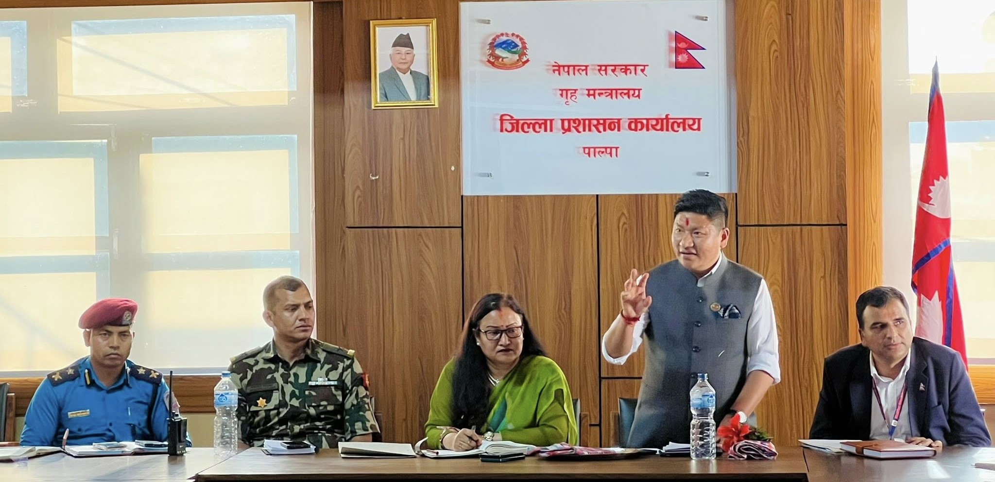 सांसद राना र कार्यालय प्रमुखहरूबीच छलफल