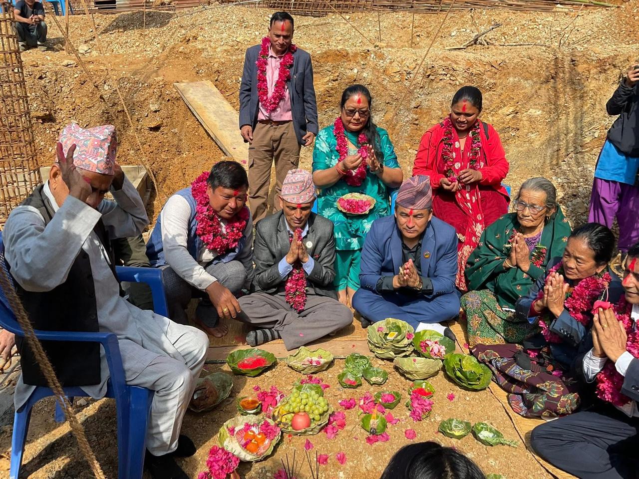 फोक्सिङ्गकोटमा स्वास्थ्य चौकी भवनको शिलान्यास