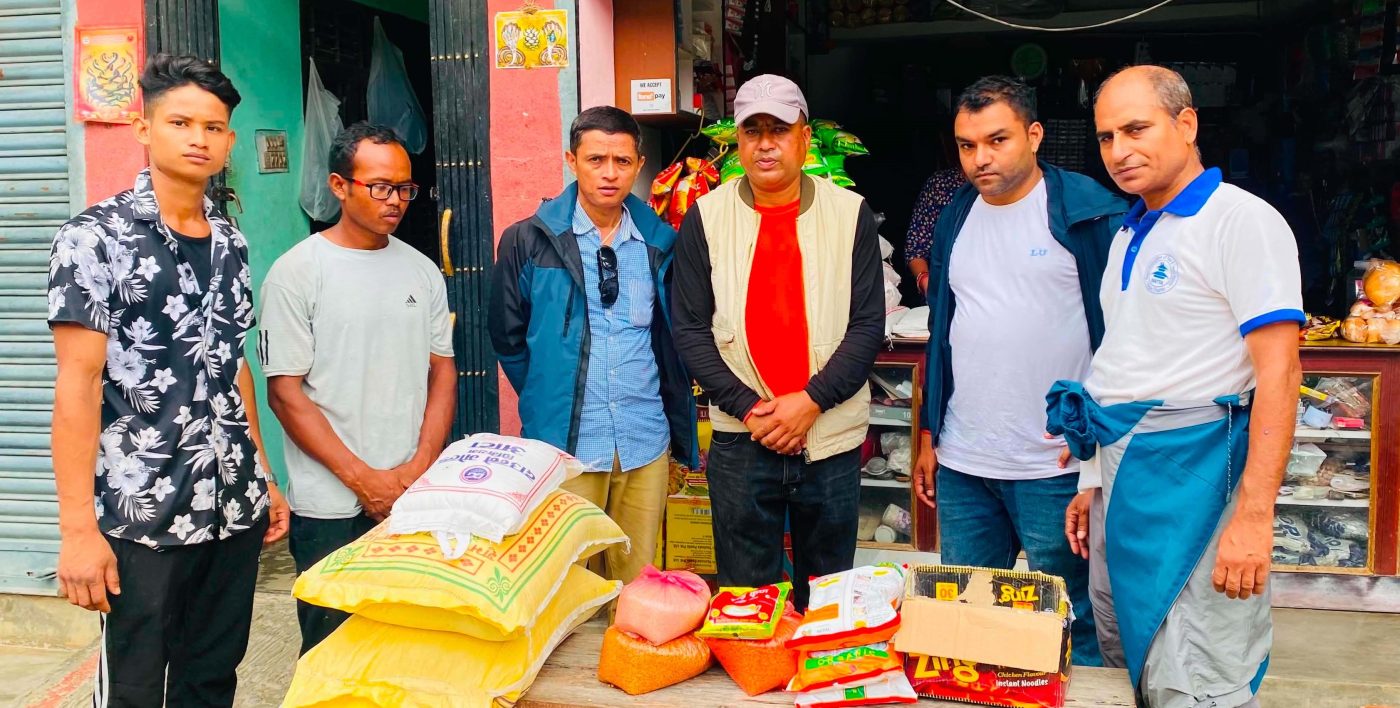 भोटेकोशी बाढीमा सम्पर्क विहीन कुमालको परिवारलाई कांग्रेस पाल्पाको सहयोग